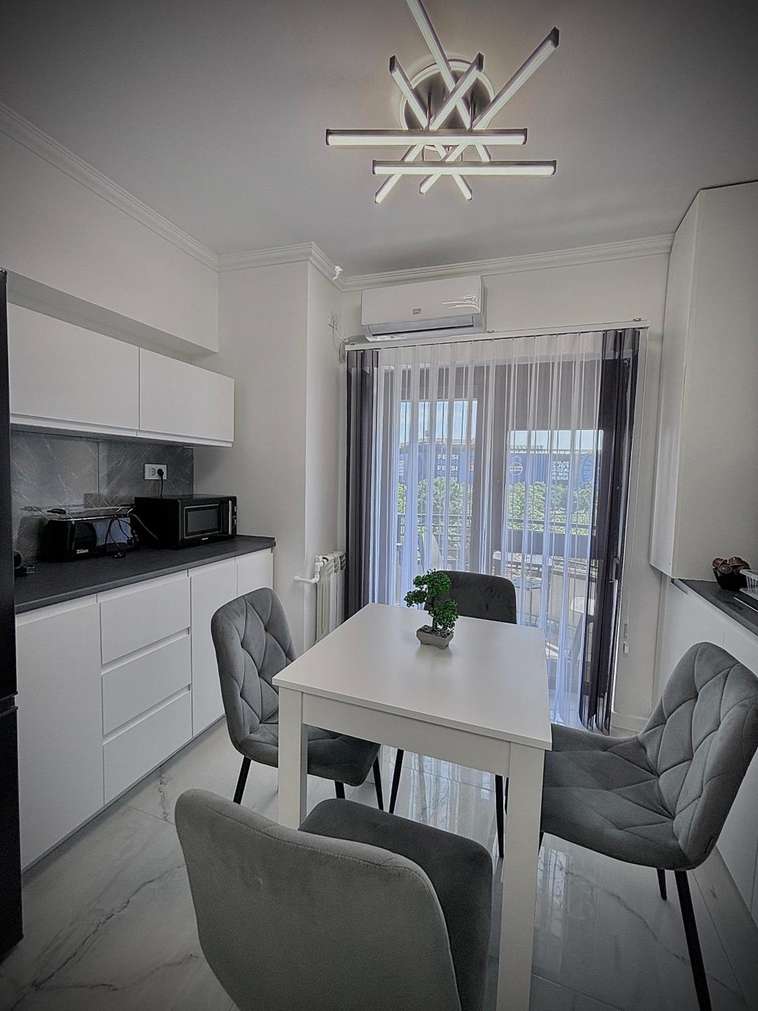 Apartment Cozy Apartament In Center Of *